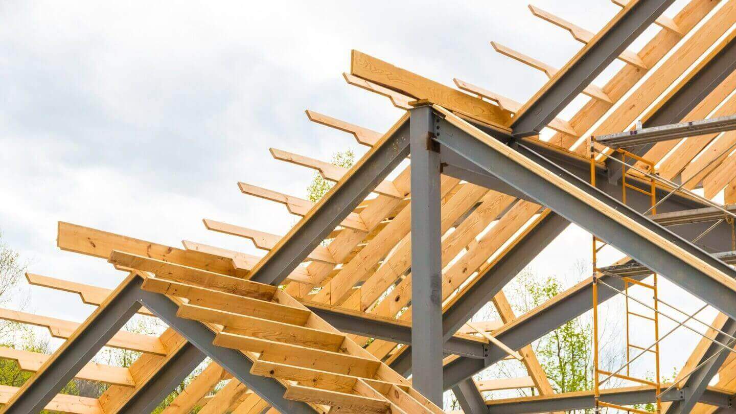 WADE BUILDING SUPPLIES | STEEL LINTELS AND RSJ IN ROOF FRAME COMBINED WITH TIMBER