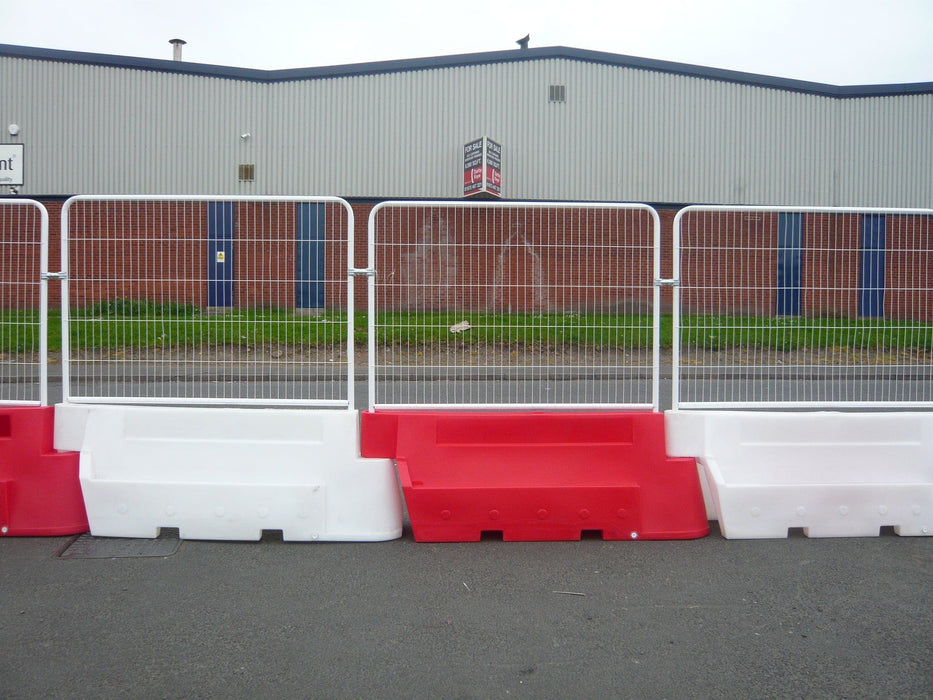 Novus Water Filled Barrier